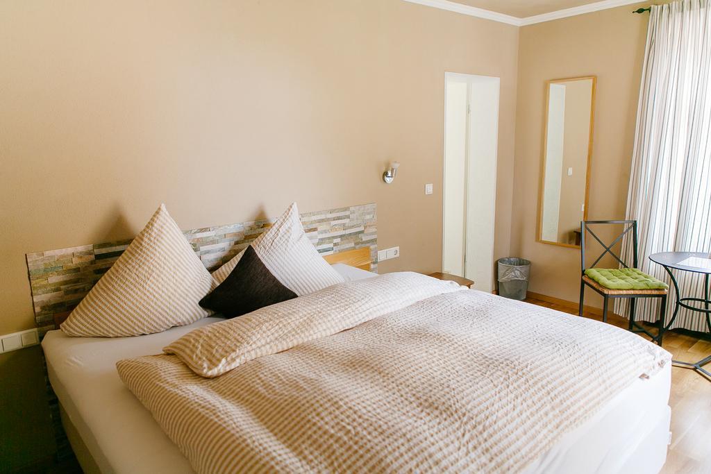 Landhotel Airport-Inn Lautzenhausen Zewnętrze zdjęcie