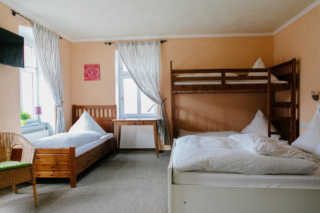 Landhotel Airport-Inn Lautzenhausen Zewnętrze zdjęcie