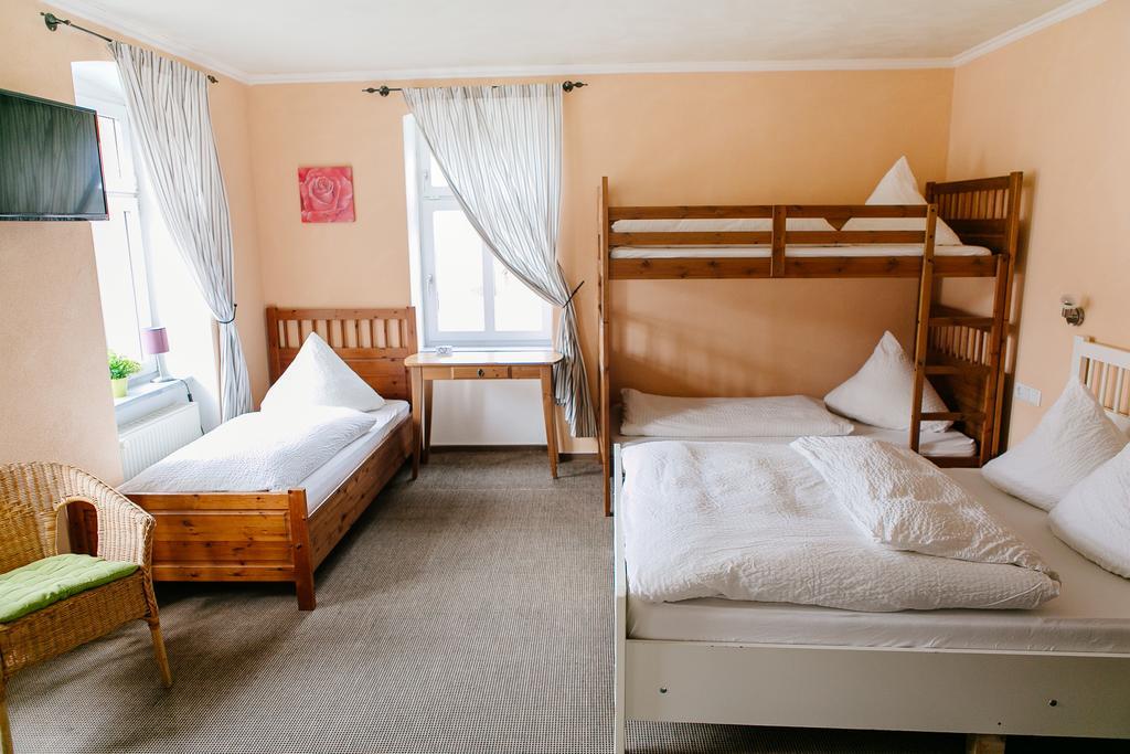 Landhotel Airport-Inn Lautzenhausen Zewnętrze zdjęcie