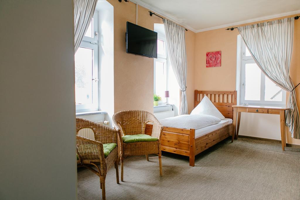 Landhotel Airport-Inn Lautzenhausen Zewnętrze zdjęcie
